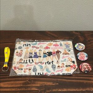 Taylor Swift makeup bag with Keychain and pins